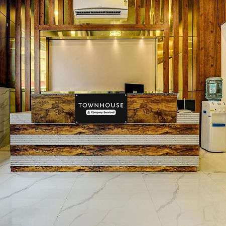 Hotel Townhouse Madgaon à Raia Extérieur photo
